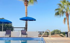 Sunset Pearl Holiday Villa